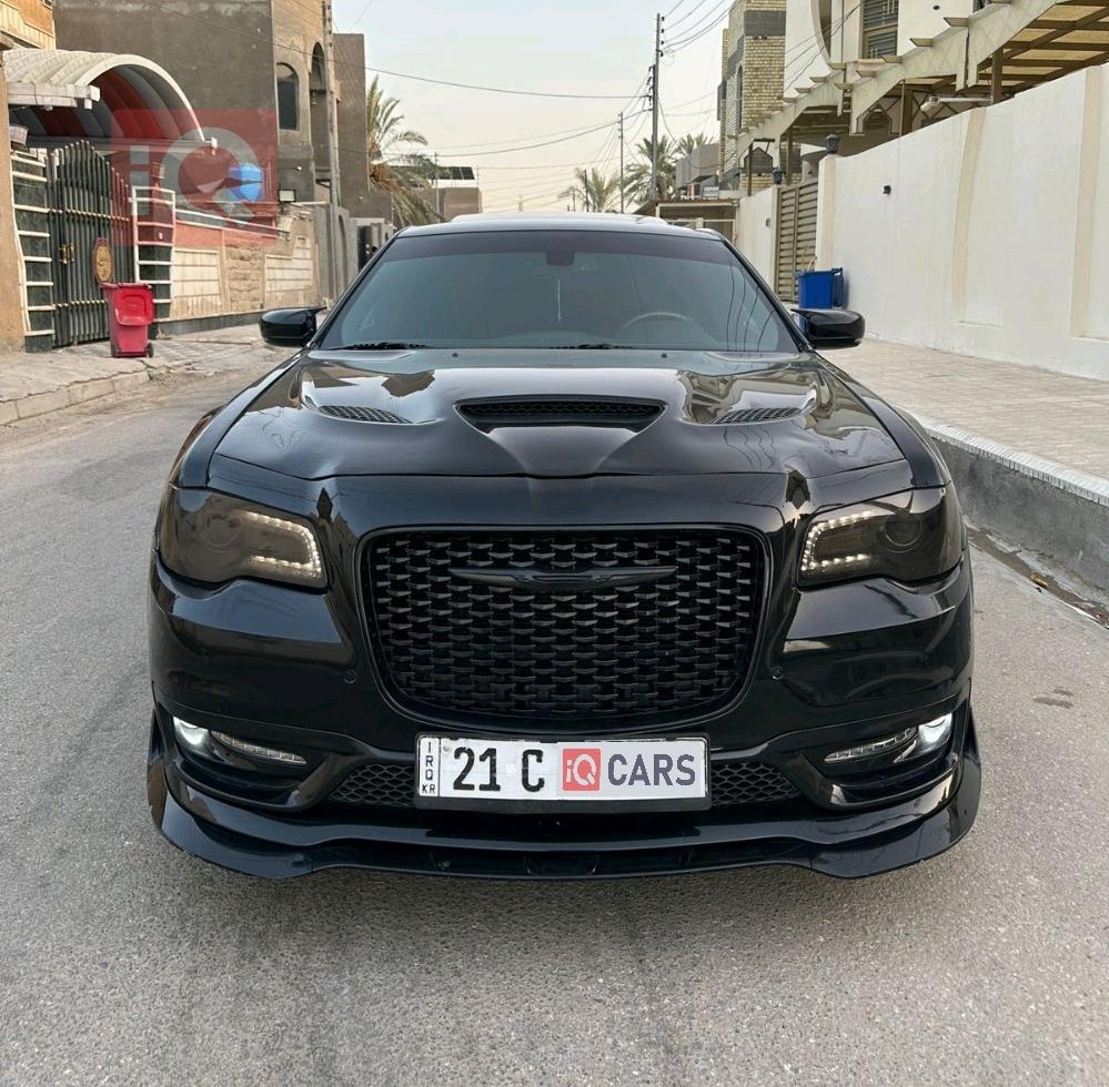 كرايسلر 300